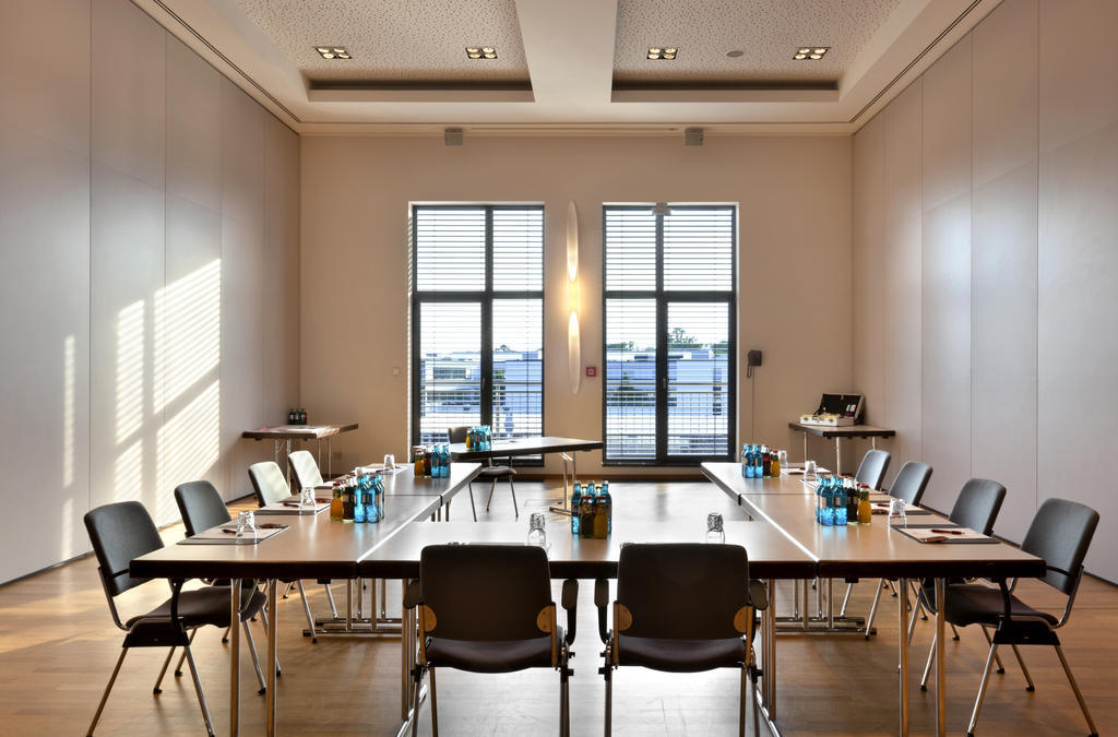 Flemings Conference Hotel Frankfurt Франкфурт-на-Майне Экстерьер фото